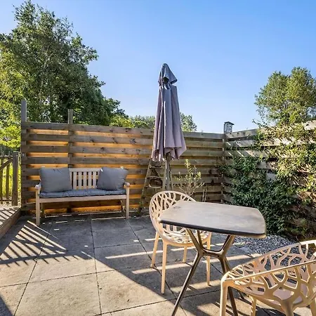 Coastal Zilt Nyaraló *