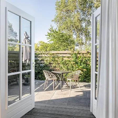 Nyaraló Coastal Zilt *