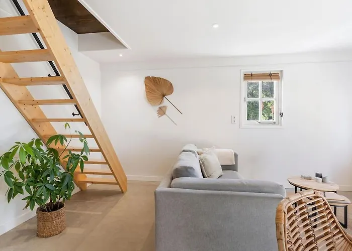 Nyaraló Coastal Zilt