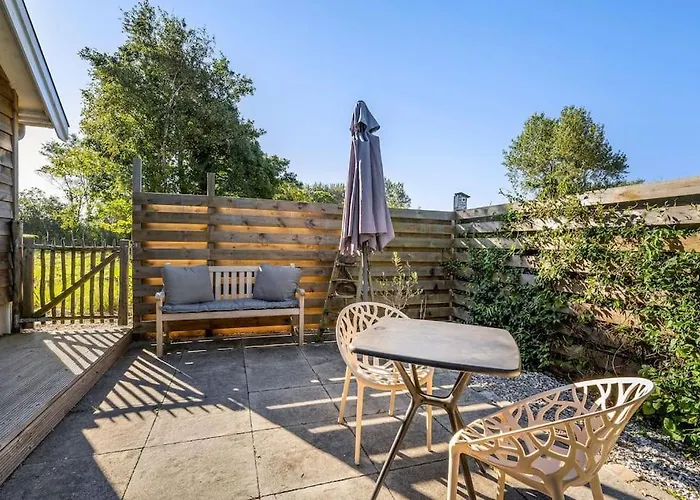 Coastal Zilt Nyaraló *