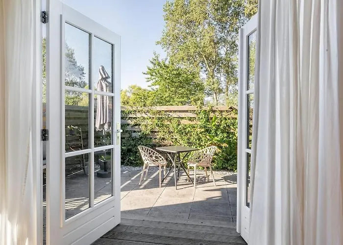 Nyaraló Coastal Zilt *